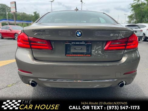 Used 2017 BMW 530i xDrive image 12
