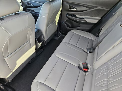 New 2026 Buick Envista Avenir FWD image 19