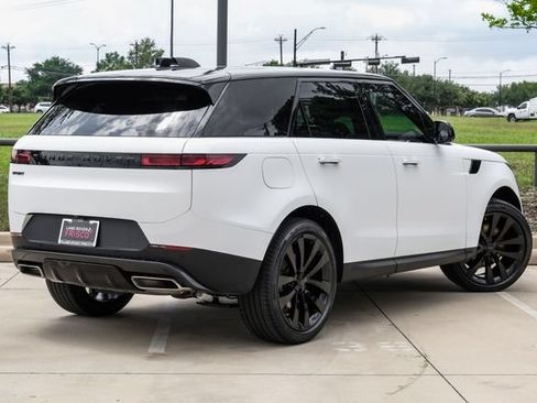 New 2026 Land Rover Range Rover Sport SE AWD/4WD image 9