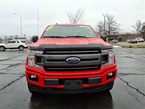 Certified 2018 Ford F150 XLT w/ Equipment Group 301A Mid image 2