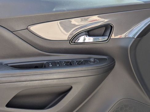 Used 2019 Buick Encore Preferred image 12