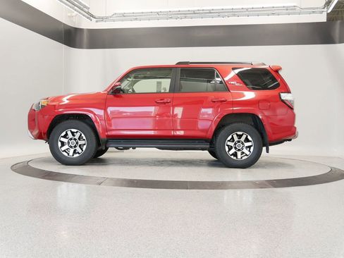 Used 2024 Toyota 4Runner TRD Off-Road Premium image 45