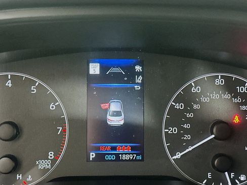 Used 2025 Toyota Corolla LE image 18