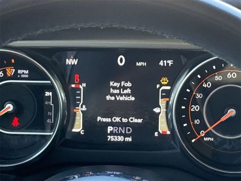 Used 2023 Jeep Gladiator Overland image 18