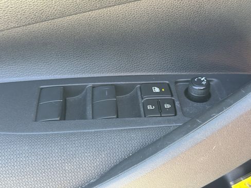 Used 2024 Toyota Corolla LE image 26