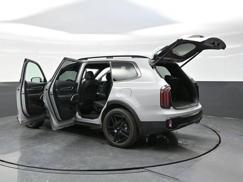 Used 2024 Kia Telluride EX X-Line AWD/4WD image 40