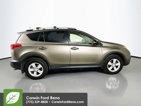 Used 2014 Toyota RAV4 XLE AWD/4WD image 8
