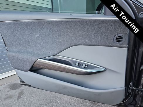Used 2024 Lucid Air Touring image 27