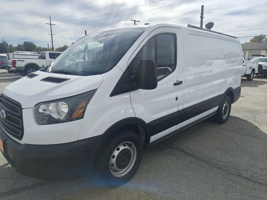 Used 2019 Ford Transit 150 130 Low Roof RWD image 3
