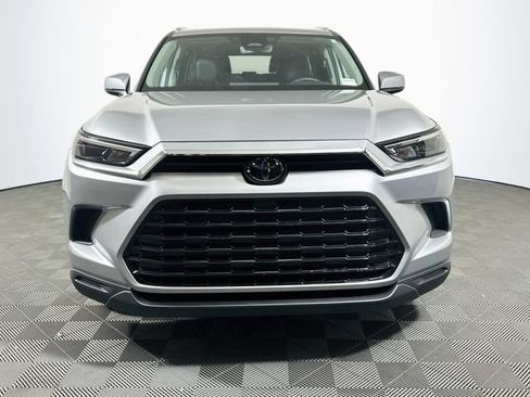 Certified 2026 Toyota Grand Highlander FWD image 3