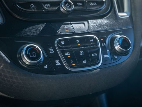 Used 2023 Chevrolet Malibu LT image 24