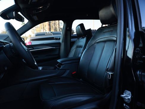 New 2025 Jeep Grand Cherokee L Overland image 11