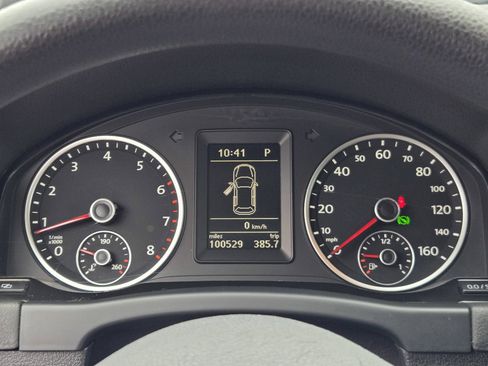 Used 2012 Volkswagen Tiguan LE FWD image 19