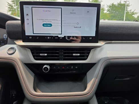New 2026 Ford Explorer Active AWD/4WD image 13