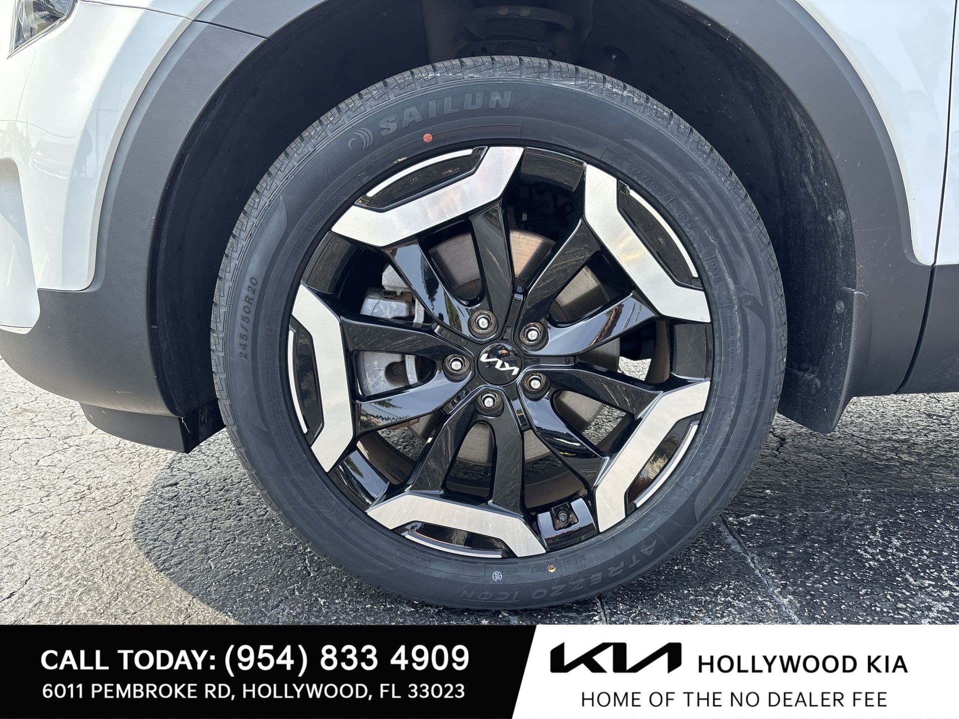 Certified 2024 Kia Telluride S FWD image 18