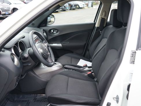 Used 2013 Nissan Juke S image 14