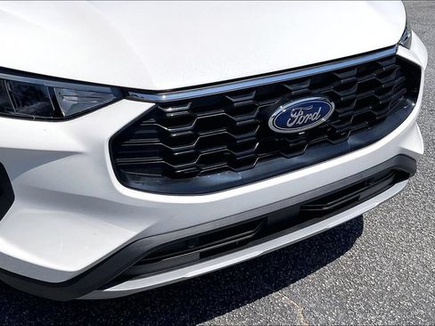 New 2026 Ford Escape ST-Line Select w/ Tech Pack #2 AWD/4WD image 15