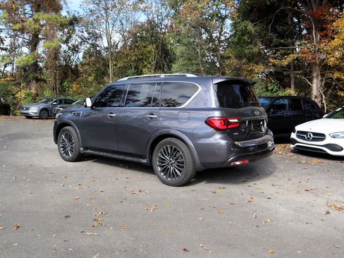 Used 2024 INFINITI QX80 Sensory image 5