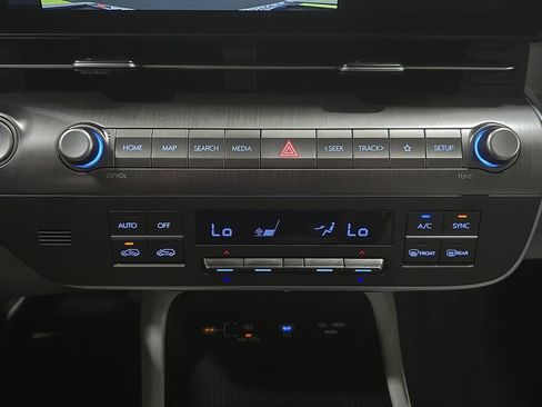 Used 2024 Hyundai Kona SEL image 23