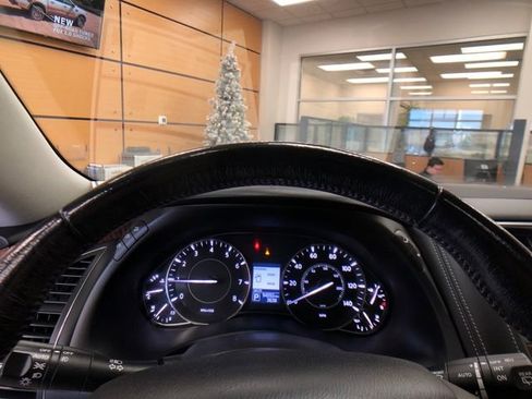 Used 2019 Nissan Armada Platinum w/ Captain's Chairs Package image 14