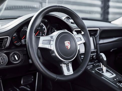 Used 2014 Porsche 911 Turbo S AWD/4WD image 37