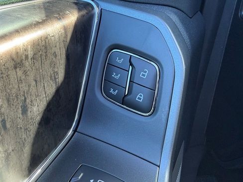 New 2025 Ford F250 Lariat w/ Lariat Ultimate Package image 15