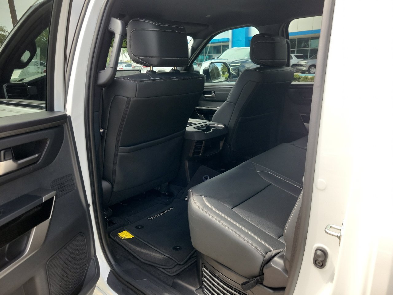 Used 2026 Toyota Tundra Limited AWD/4WD image 9