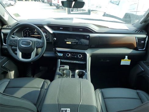 New 2026 GMC Sierra 1500 Denali w/ Technology Package image 17