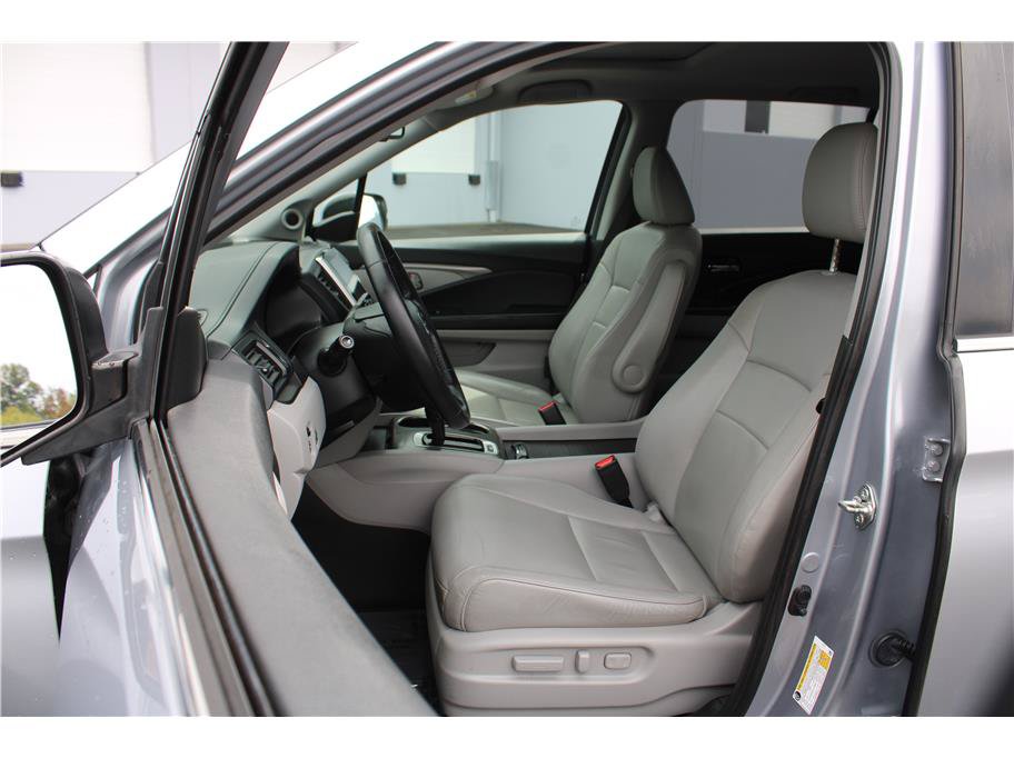 Used 2018 Honda Pilot EX-L image 8