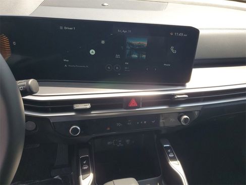 New 2025 Kia Sorento EX w/ Panoramic Sunroof Package image 15