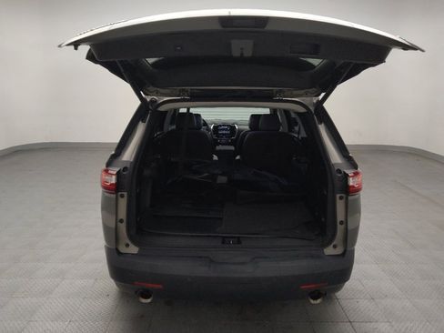 Used 2019 Chevrolet Traverse LT w/ LPO, Floor Liner Package FWD image 29