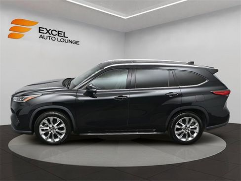Used 2022 Toyota Highlander Limited image 43