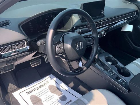 Used 2025 Honda Civic Sport image 18