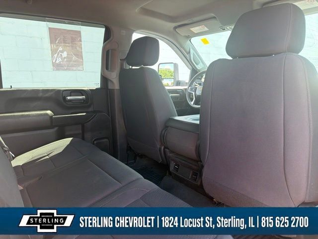Used 2021 Chevrolet Silverado 2500 Custom w/ Custom Value Package AWD/4WD image 15