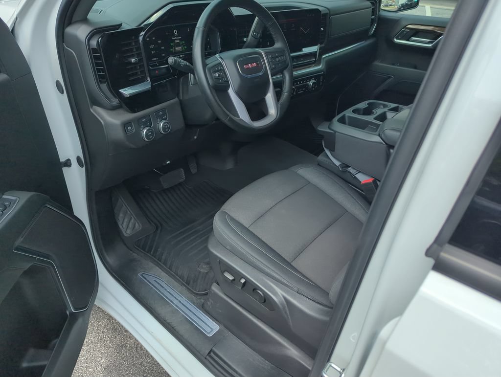 Used 2025 GMC Sierra 1500 Elevation AWD/4WD image 10