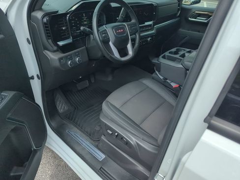 Used 2025 GMC Sierra 1500 Elevation AWD/4WD image 10