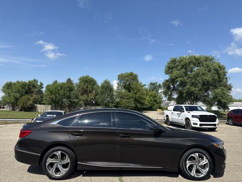 Used 2018 Honda Accord EX-L image 3