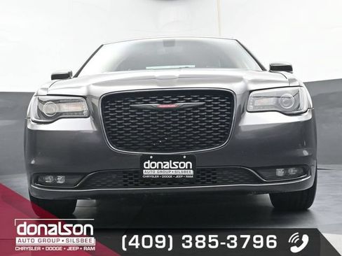 Used 2023 Chrysler 300 S RWD image 15