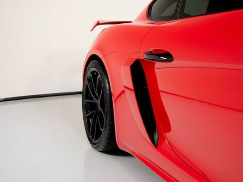 Certified 2023 Porsche 718 Cayman GT4 RWD image 49