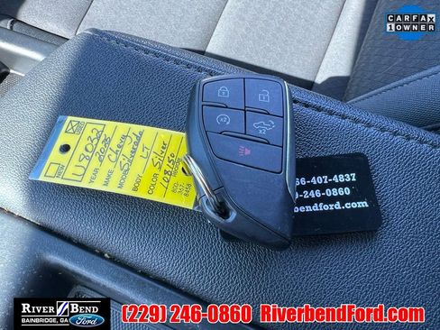 Used 2025 Chevrolet Silverado 1500 LT image 34