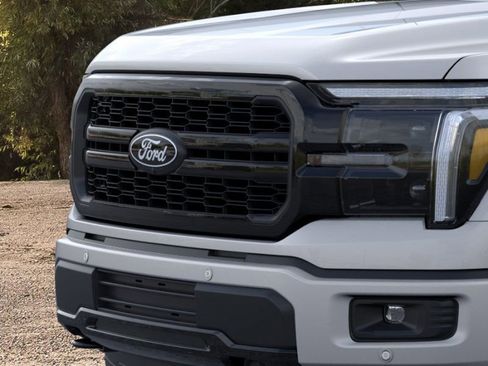 New 2025 Ford F150 Lariat w/ Equipment Group 501A Mid image 17