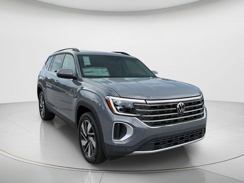 New 2026 Volkswagen Atlas SE FWD image 3
