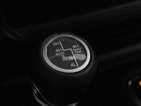 Used 2022 Jeep Wrangler Unlimited Sahara image 29