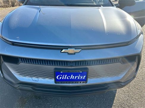 New 2026 Chevrolet Equinox EV LT image 29