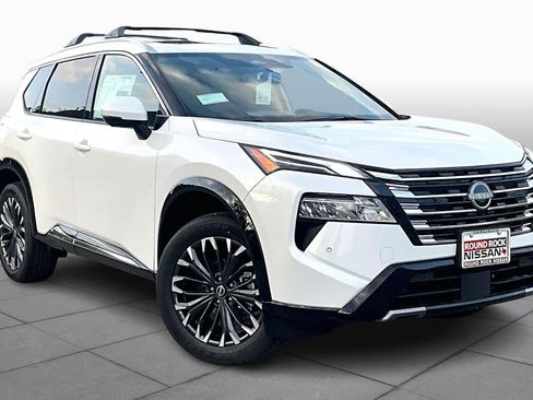 New 2026 Nissan Rogue Platinum w/ Platinum Premium Package image 2