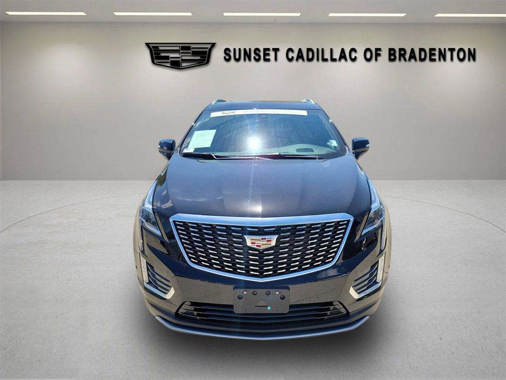 Certified 2025 Cadillac XT5 Premium Luxury w/ Technology Package AWD/4WD image 2