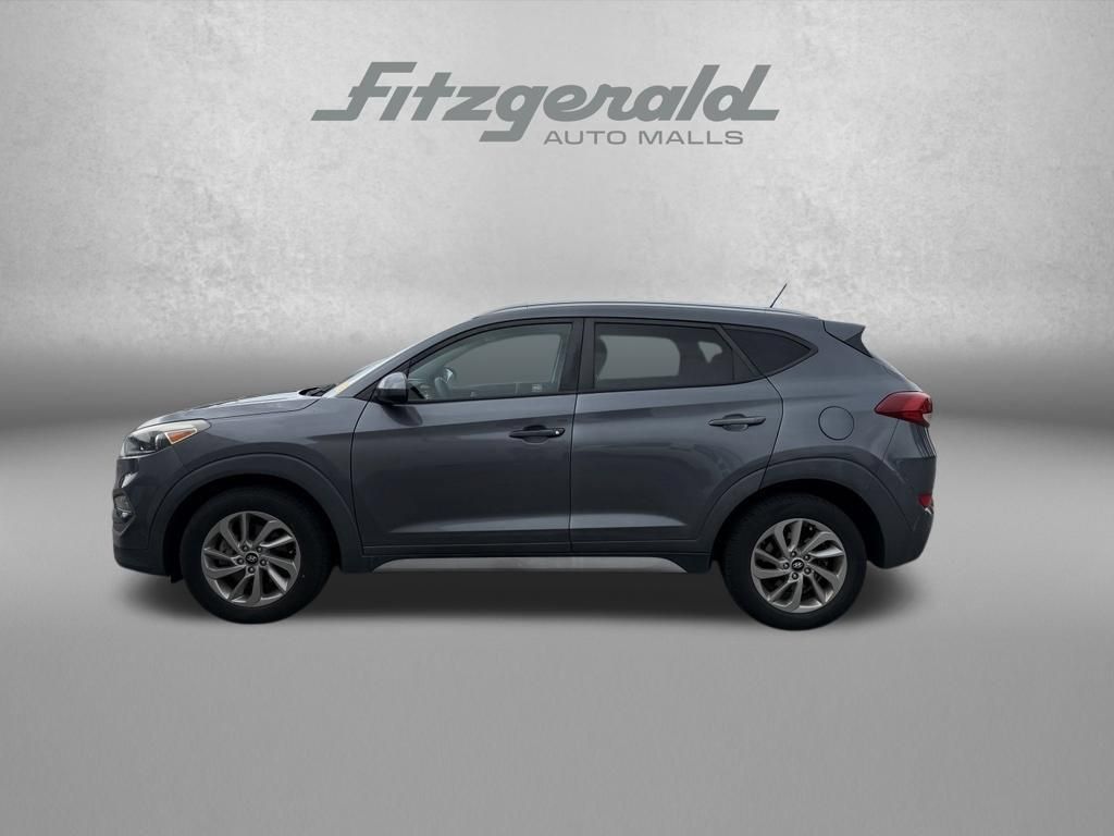 Used 2017 Hyundai Tucson SE w/ SE Popular Package 02 AWD/4WD image 3