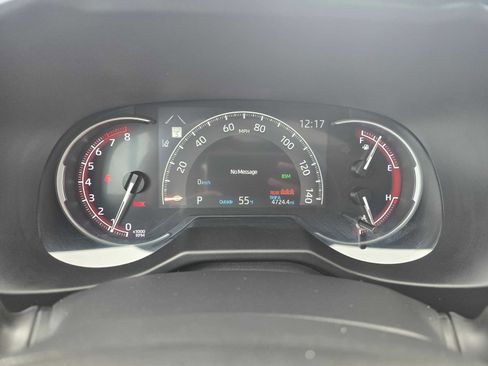 Used 2025 Toyota RAV4 XLE Premium image 27