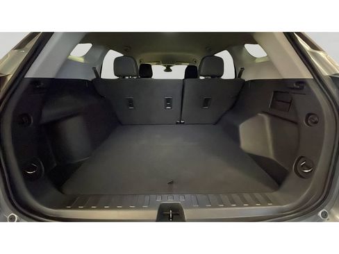 Used 2023 GMC Terrain SLE w/ Driver Convenience Package AWD/4WD image 16