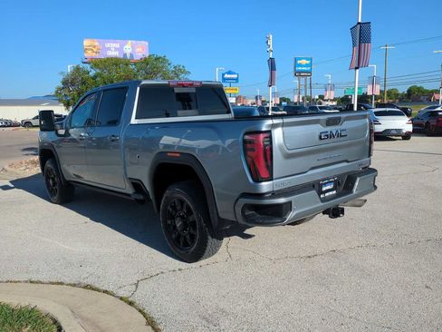 Used 2024 GMC Sierra 2500 AT4 w/ AT4 Premium Plus Package AWD/4WD image 6